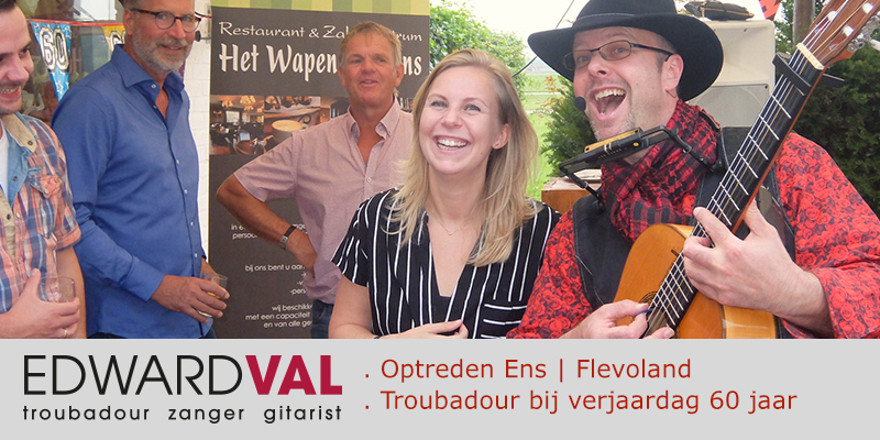 Ens-Noordoostpolder-Flevoland-Optreden-feest-zanger-gitarist-troubadour-Edward-Val-Regio-Emmeloord-Rustige-live-muziek-Wapen-van-Ens-00