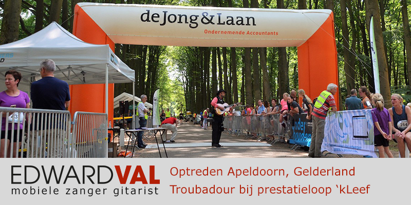 Gelderland | Apeldoorn Kleef loo trouwjubileum Optreden troubadour inhuren bedrijfsuitje zanger gitarist Edward Val familie feest boeken